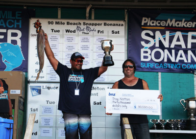 Troy Notton - Overall Heaviest Snapper Winner 2015.